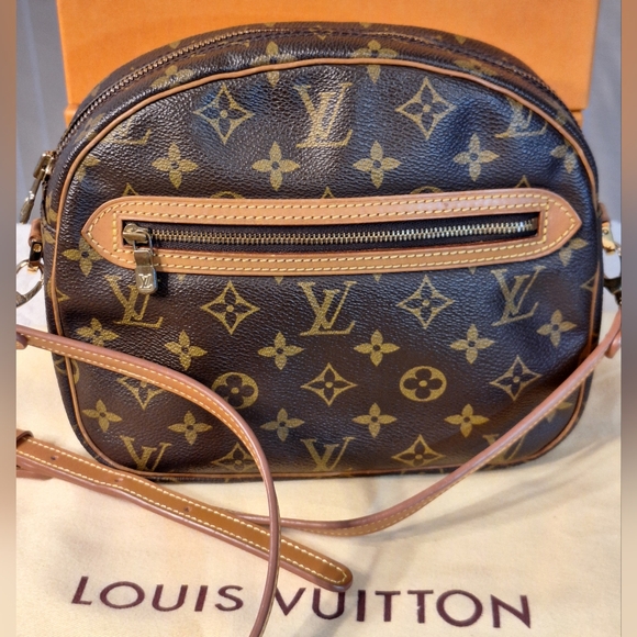 BEAUTIFUL 💫💥💫 Louis Vuitton Monogram Senlis Crossbody - Picture 16 of 16